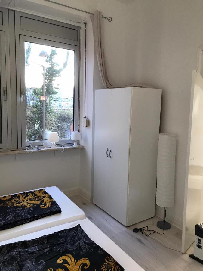 Roter Sandstein Zink ماينتس المظهر الخارجي الصورة